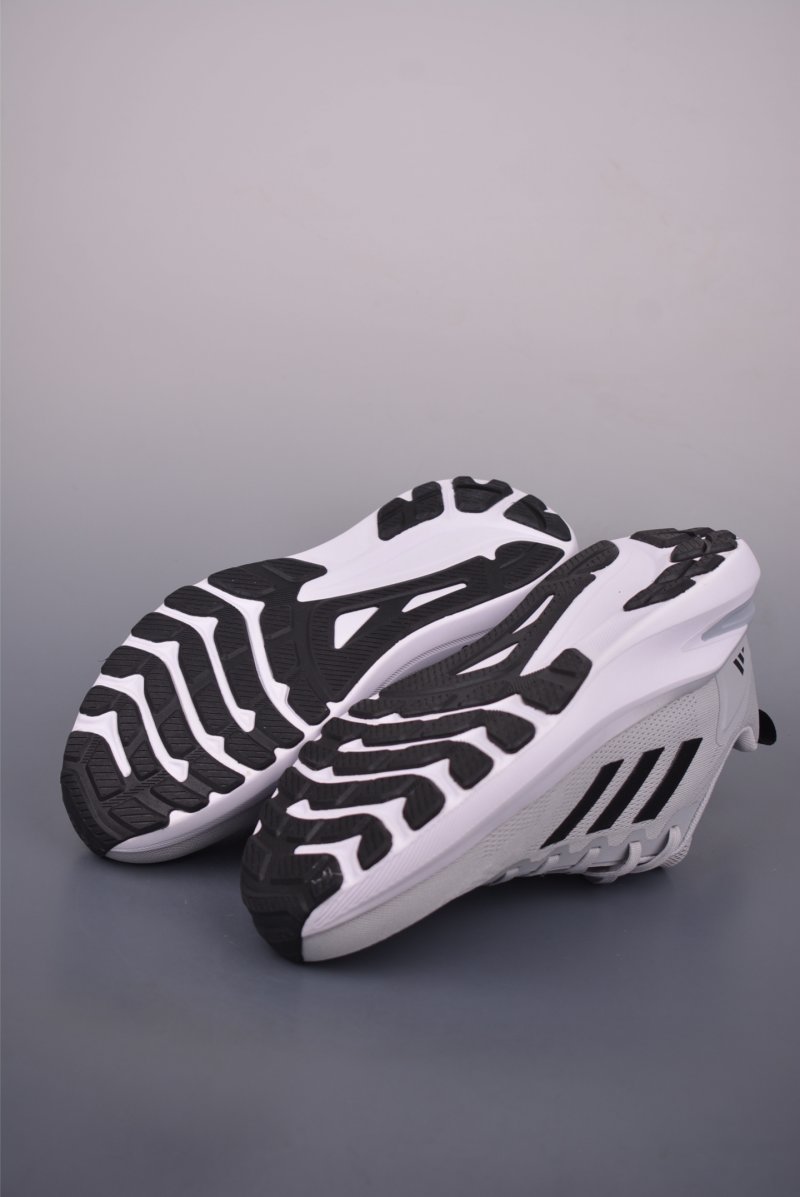 Adidas Response CTL7 view