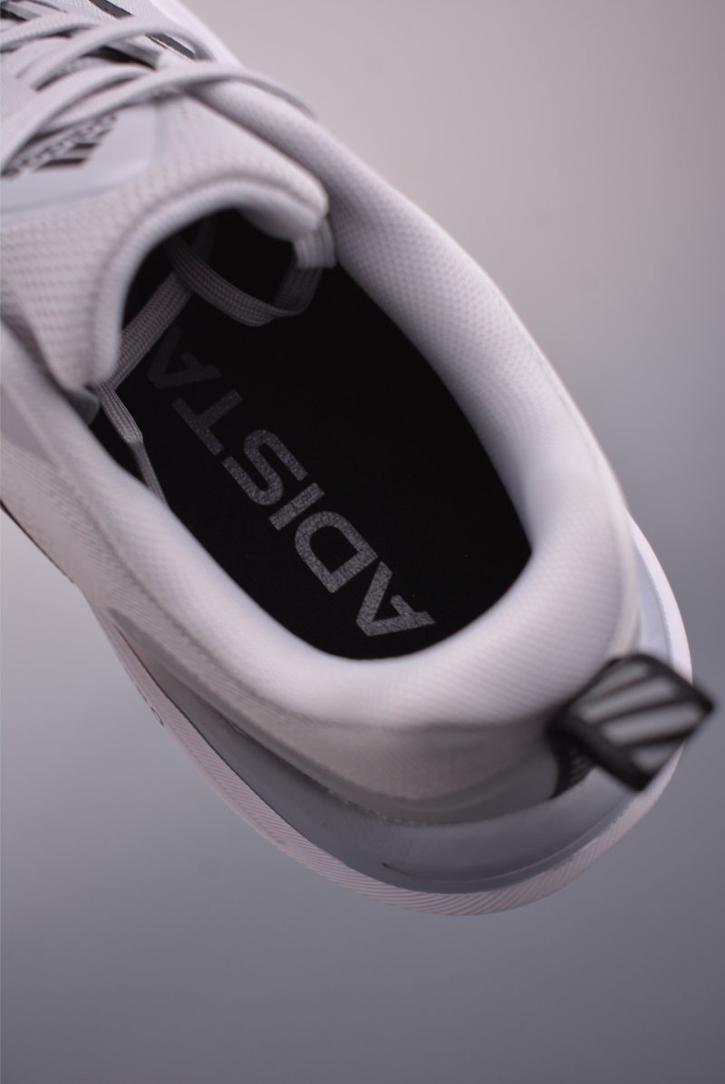Adidas Response CTL7 view