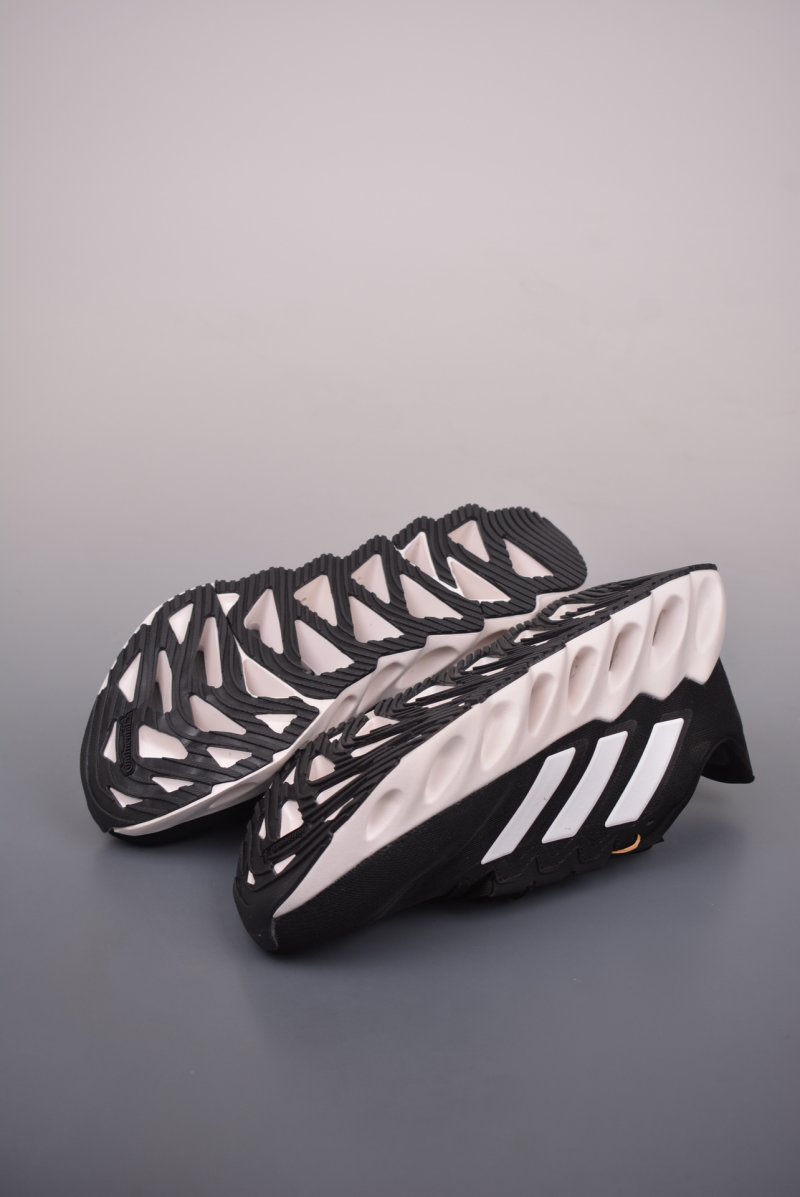 Adidas Switch FWD 'Black / Green' view