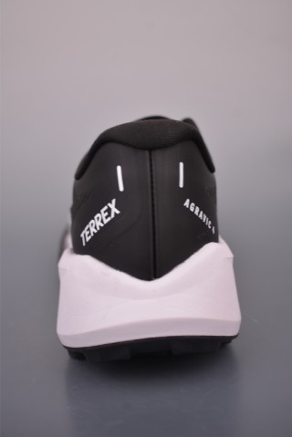 Adidas Terrex Agravic 4 view 4
