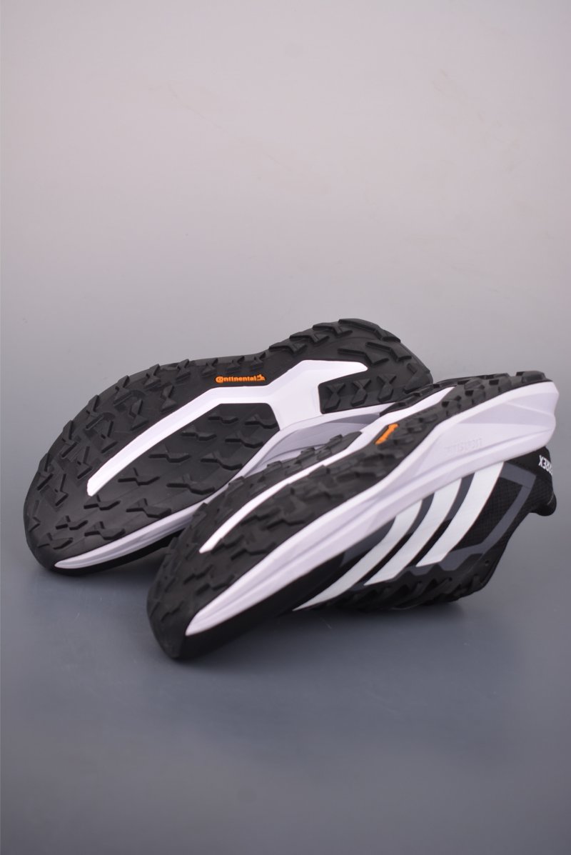 Adidas Terrex Agravic LT view