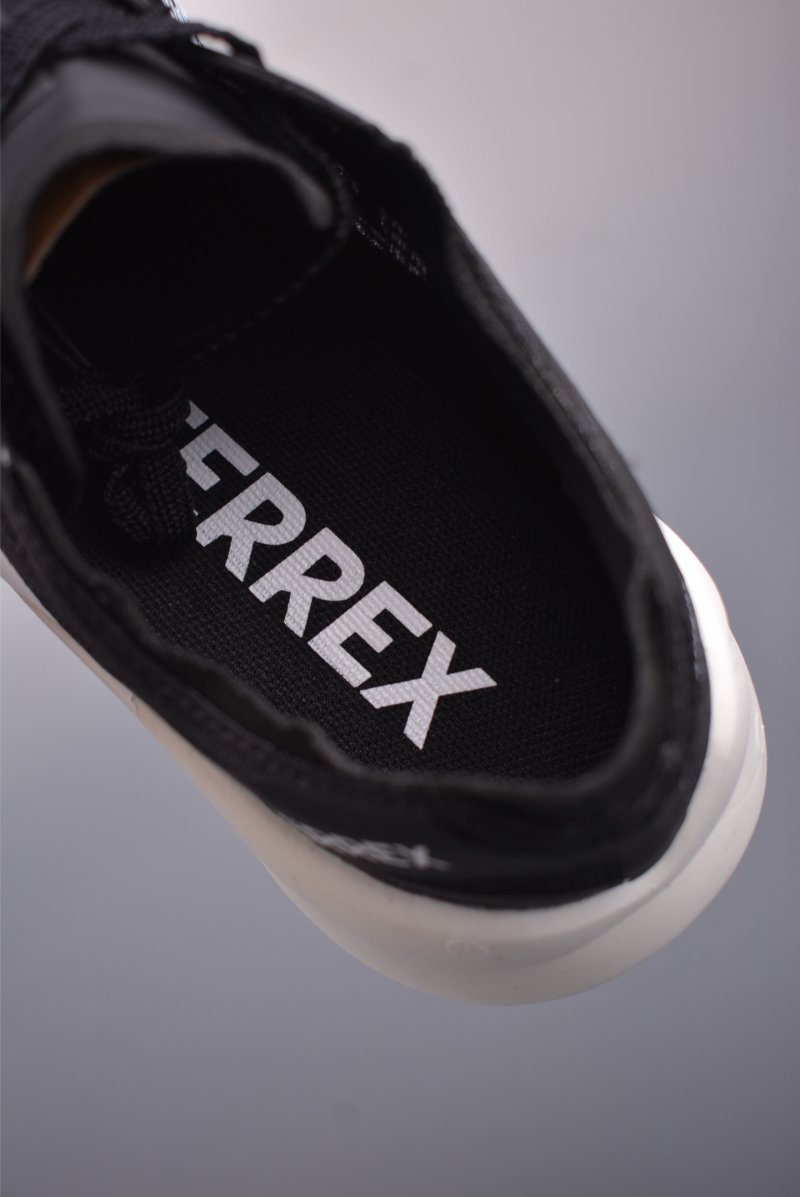 Adidas Terrex Agravic Speedult 2 view