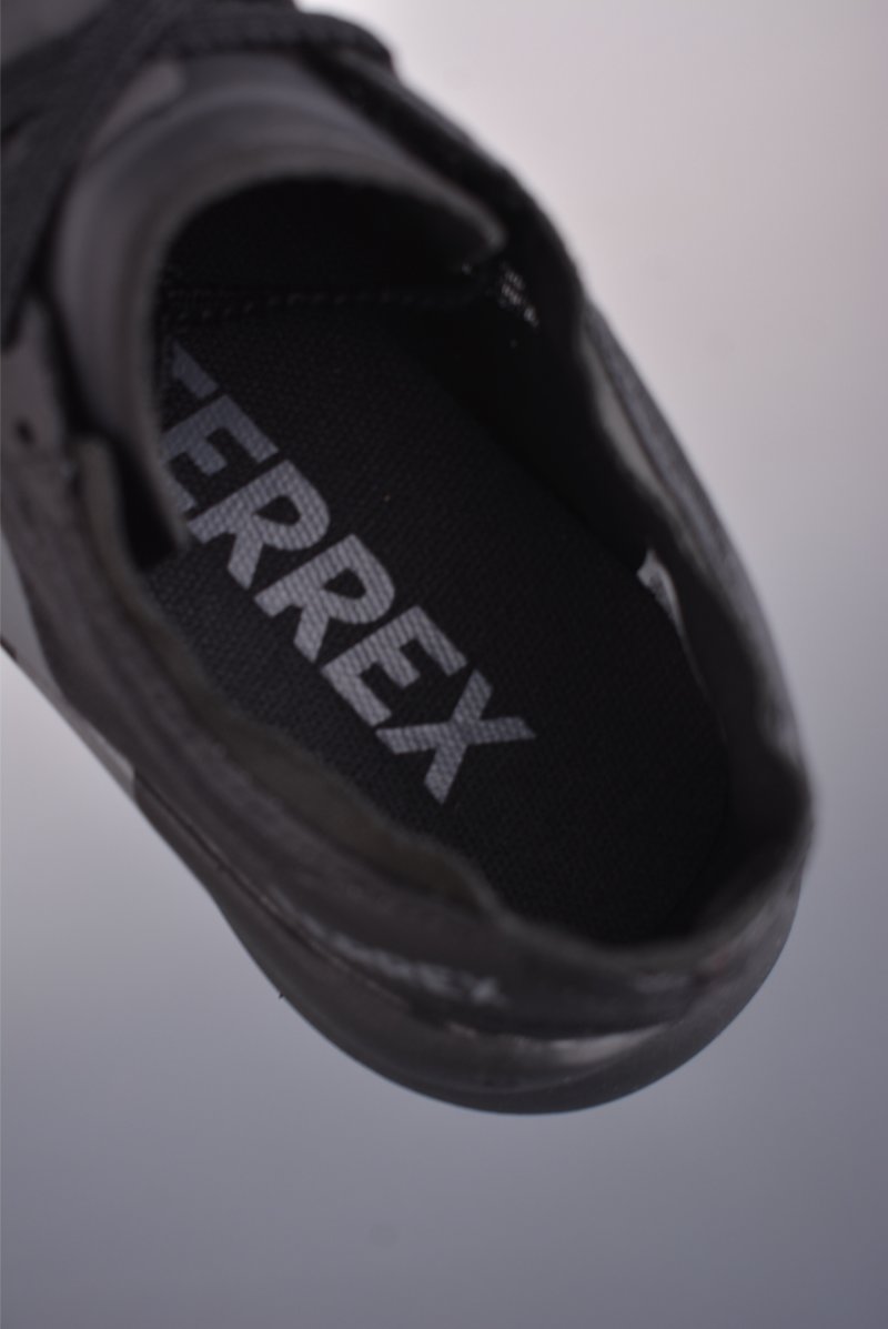 Adidas Terrex Agravic Speedult 2 view