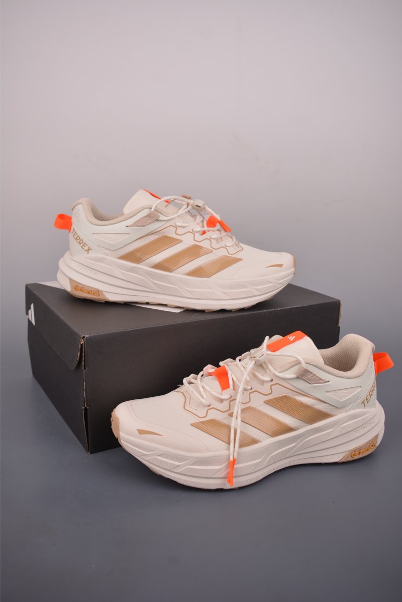 Adidas Terrex Freehiker LT Gore-Tex view