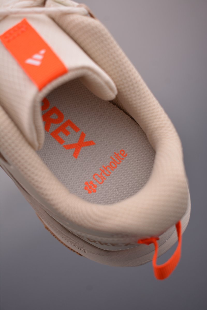 Adidas Terrex Freehiker LT Gore-Tex view