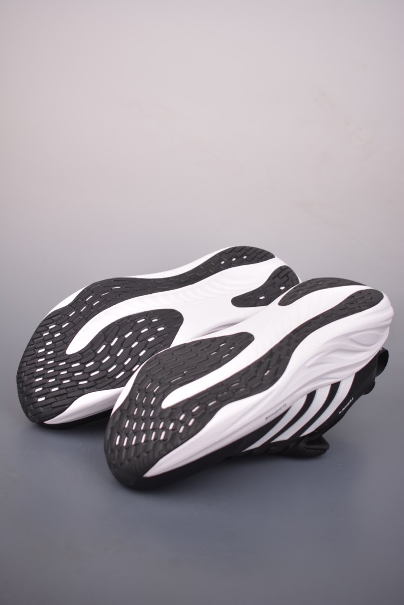 Adidas Terrex Freehiker LT Gore-Tex view