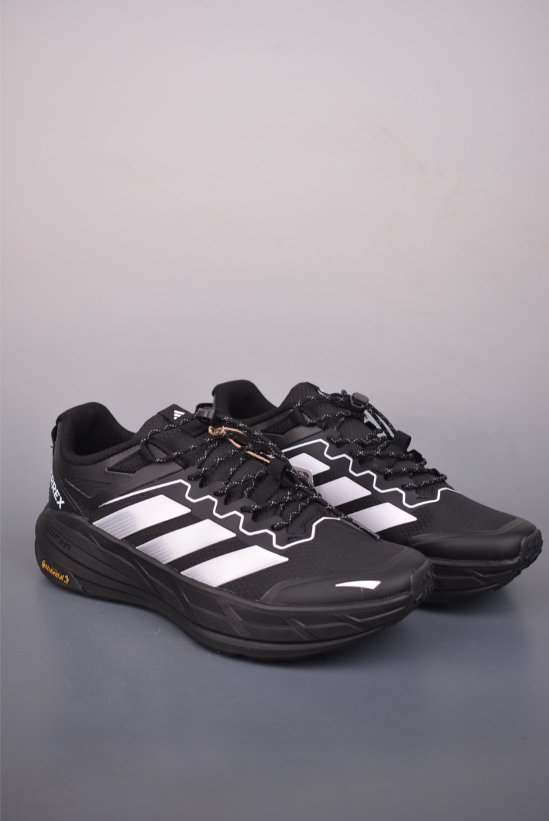 Adidas Terrex Freehiker LT Gore-Tex view