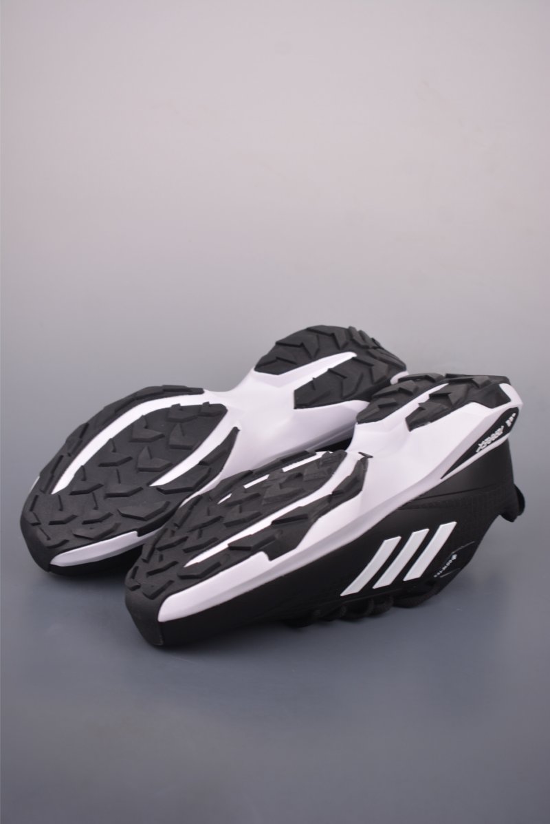 Adidas Terrex view