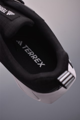 Adidas Terrex view 9