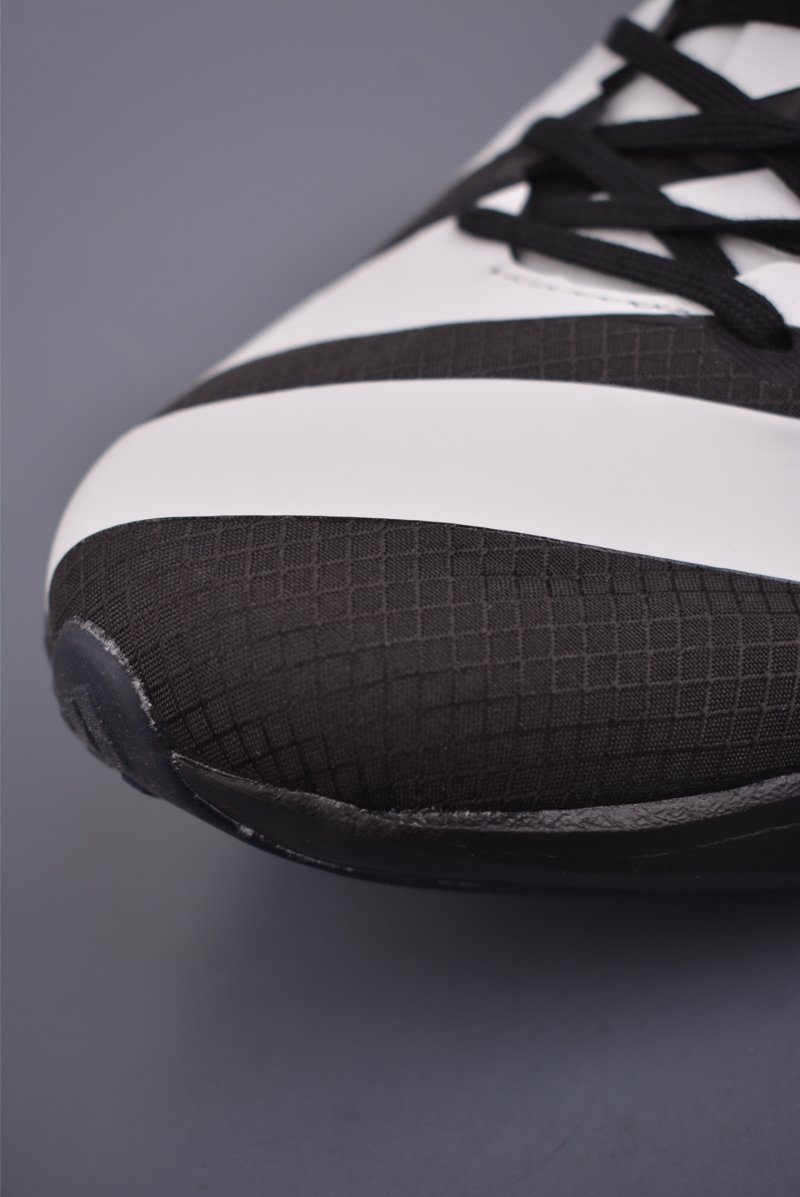 Y-3 Adidas Adios Pro 4M view