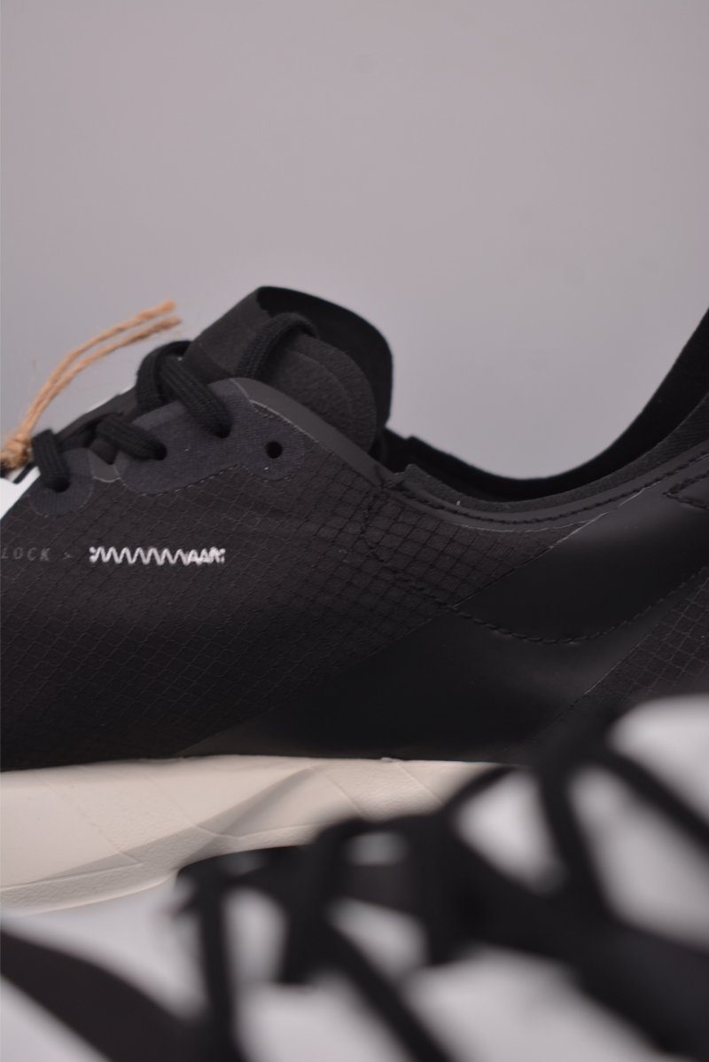 Y-3 Adidas Adios Pro 4M view