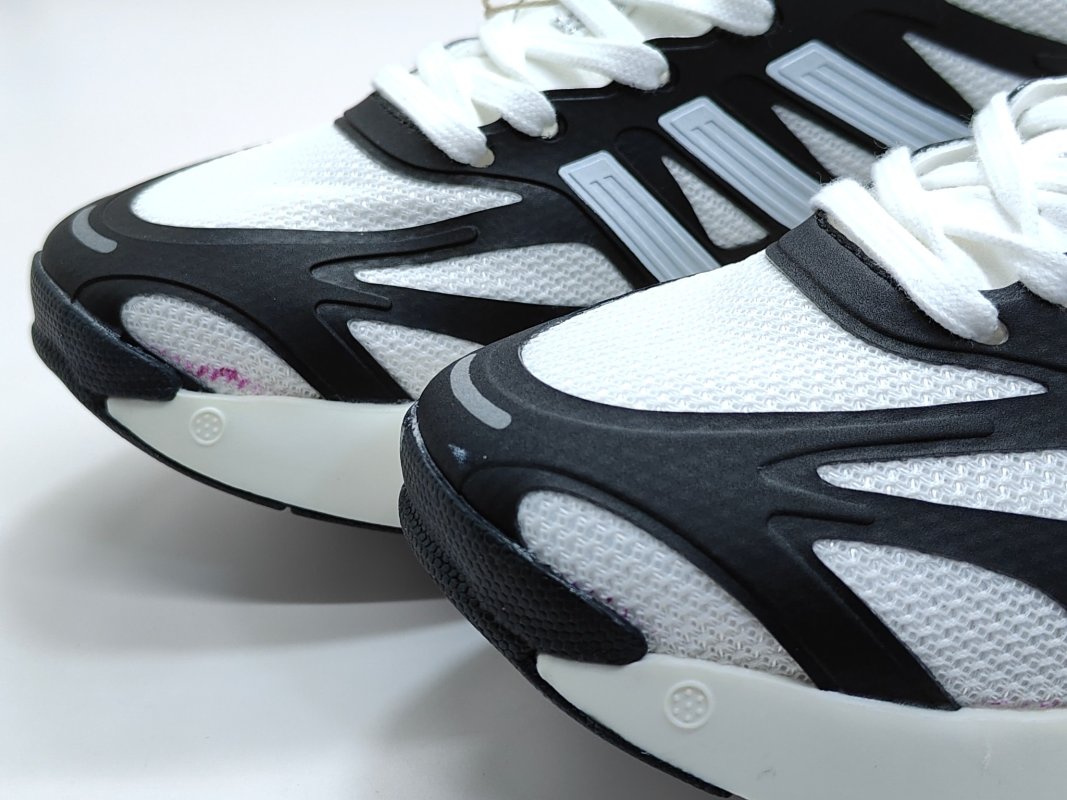 Atmos x Adidas Adizero Aruku 'Black Metallic Silver' view