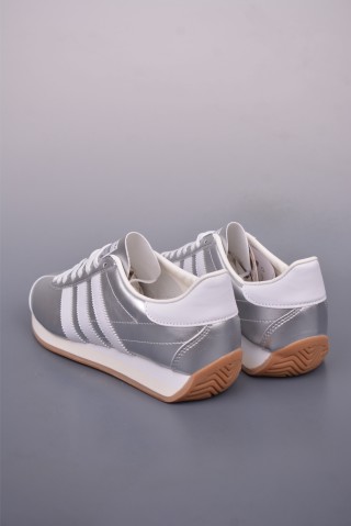 Adidas Originals Country view 2
