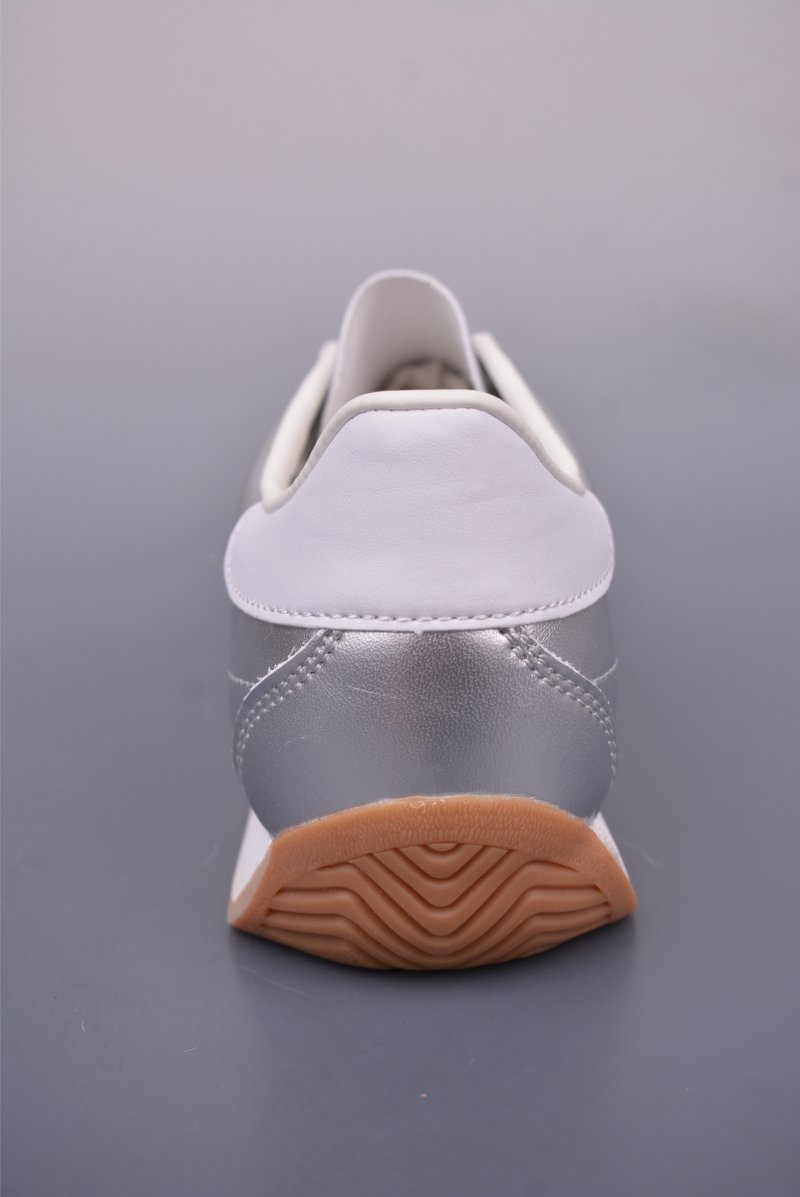 Adidas Originals Country view