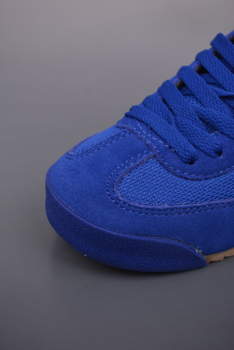 Adidas Originals R71 view