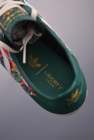 Adidas Originals SL 72 RS view 9