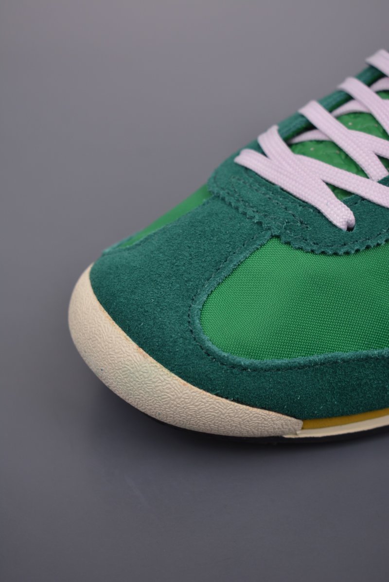 Adidas Originals SL 72 RS view