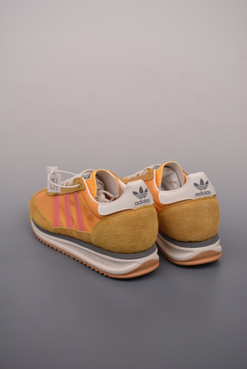 Adidas Originals SL 72 RS view