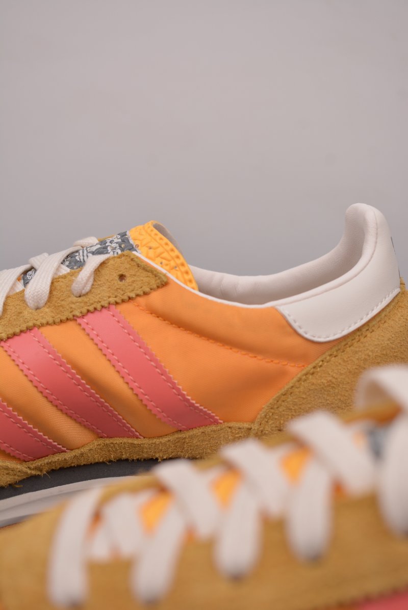 Adidas Originals SL 72 RS view
