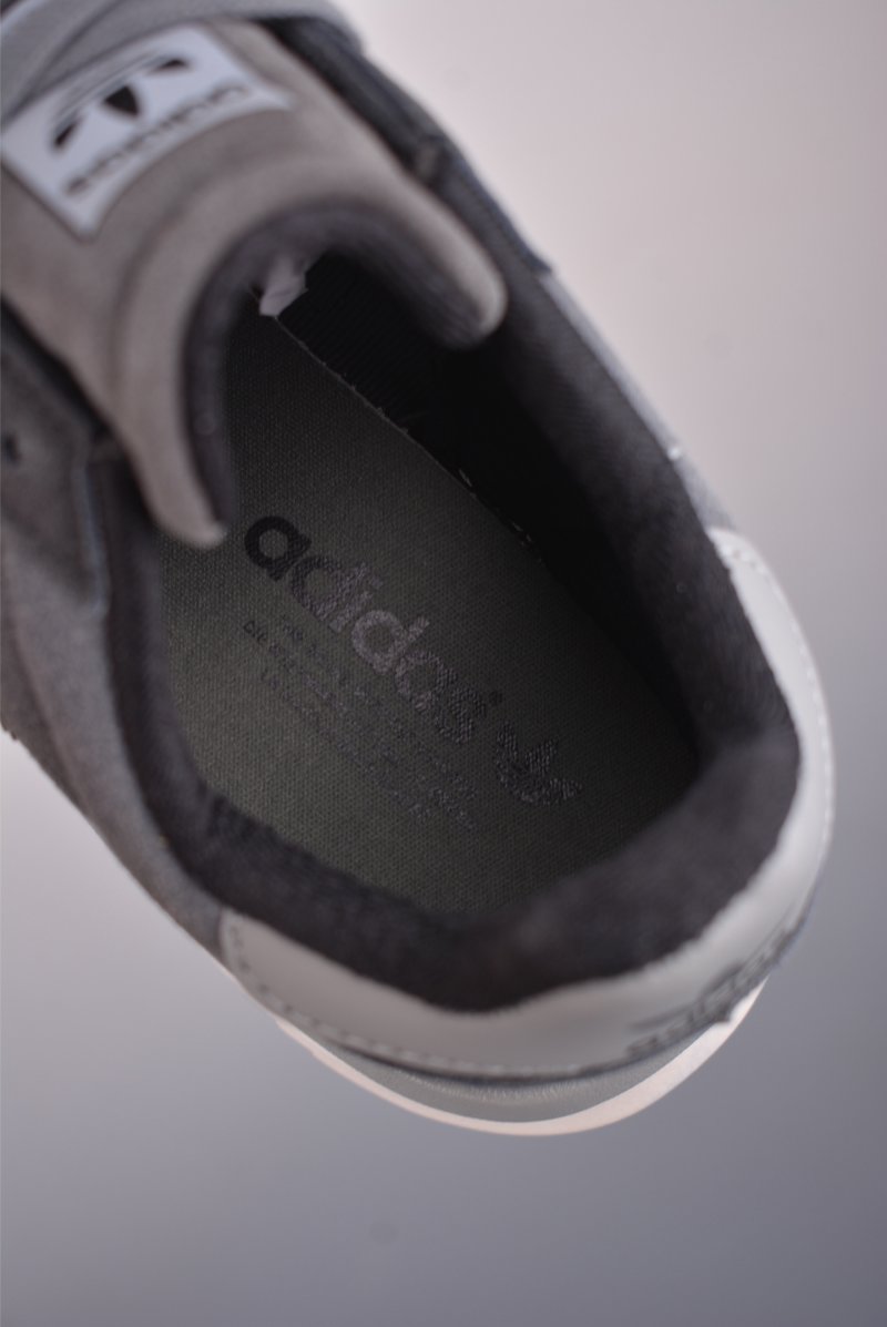 Adidas Originals SL 72 RS view