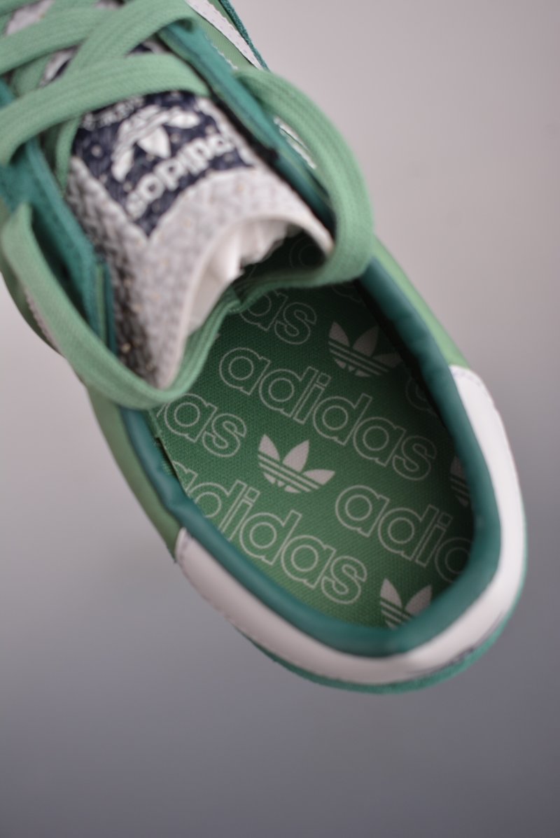 Adidas Originals SL 72 RS view