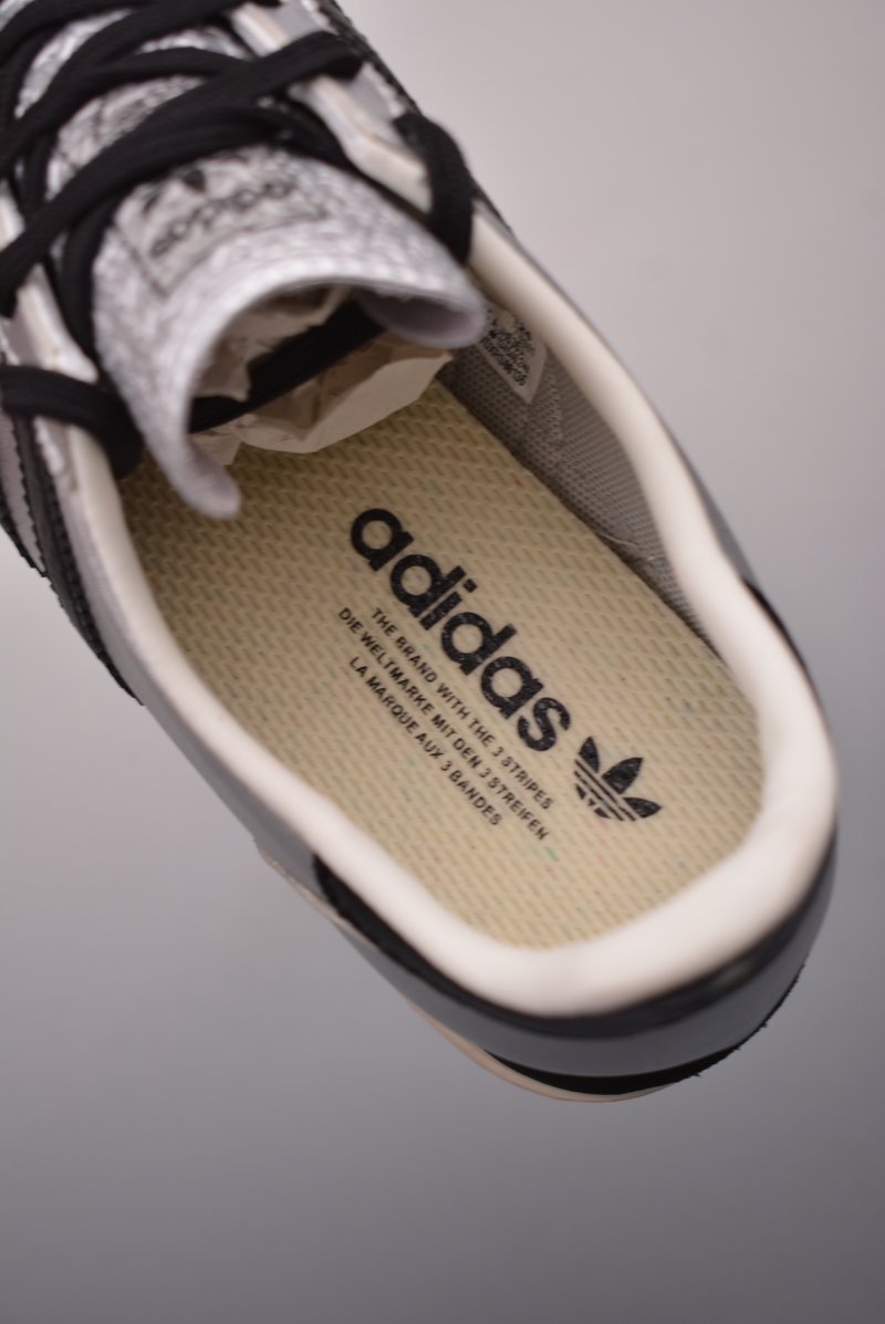 Adidas Originals SL 72 RS view