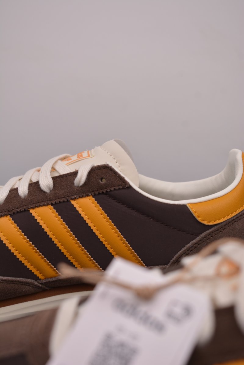 Adidas Originals SL 72 RS view