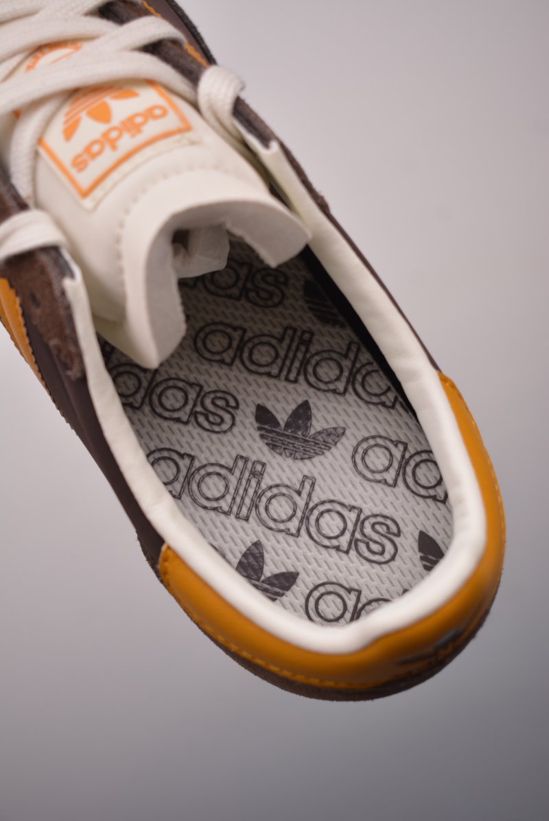 Adidas Originals SL 72 RS view