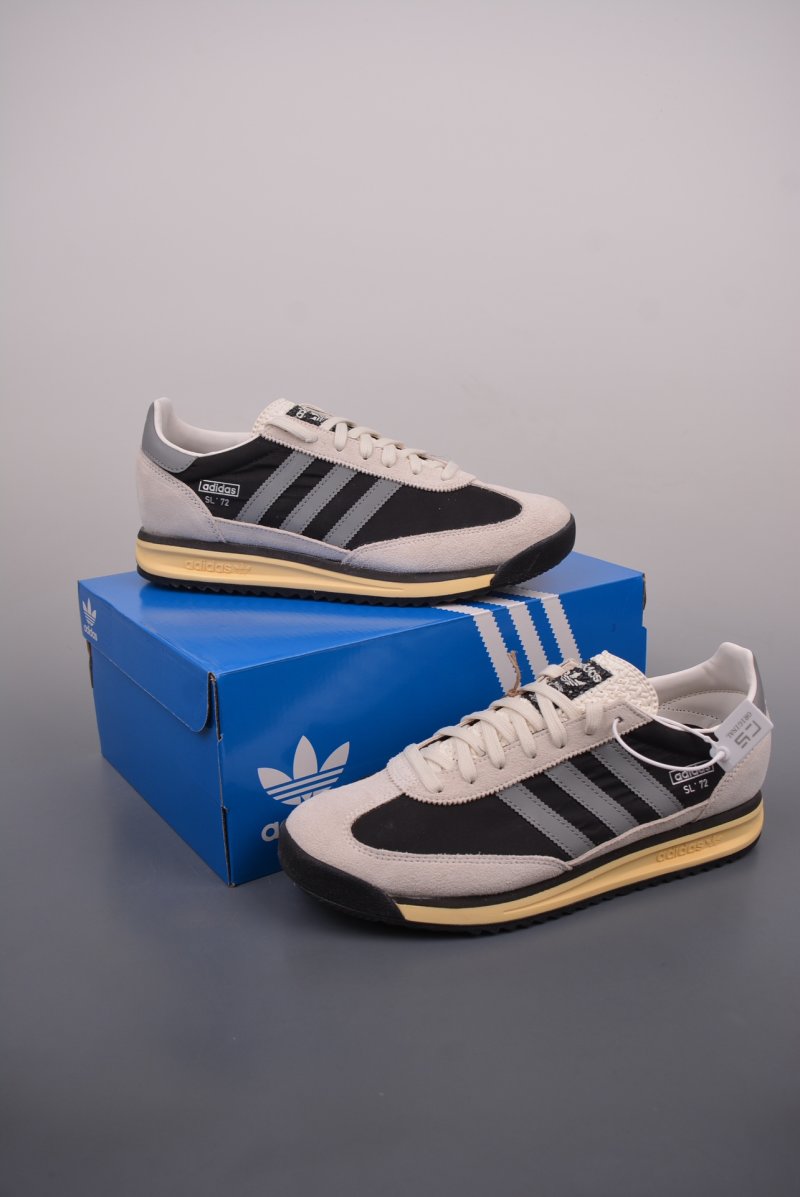 Adidas SL 72 RS view