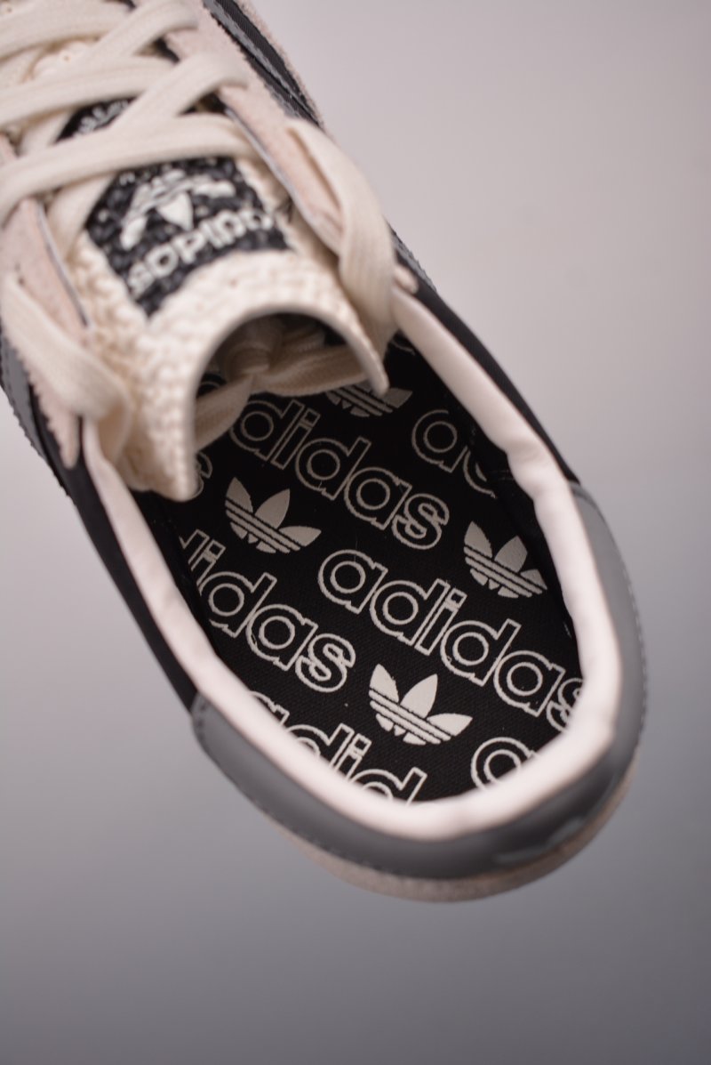 Adidas SL 72 RS view