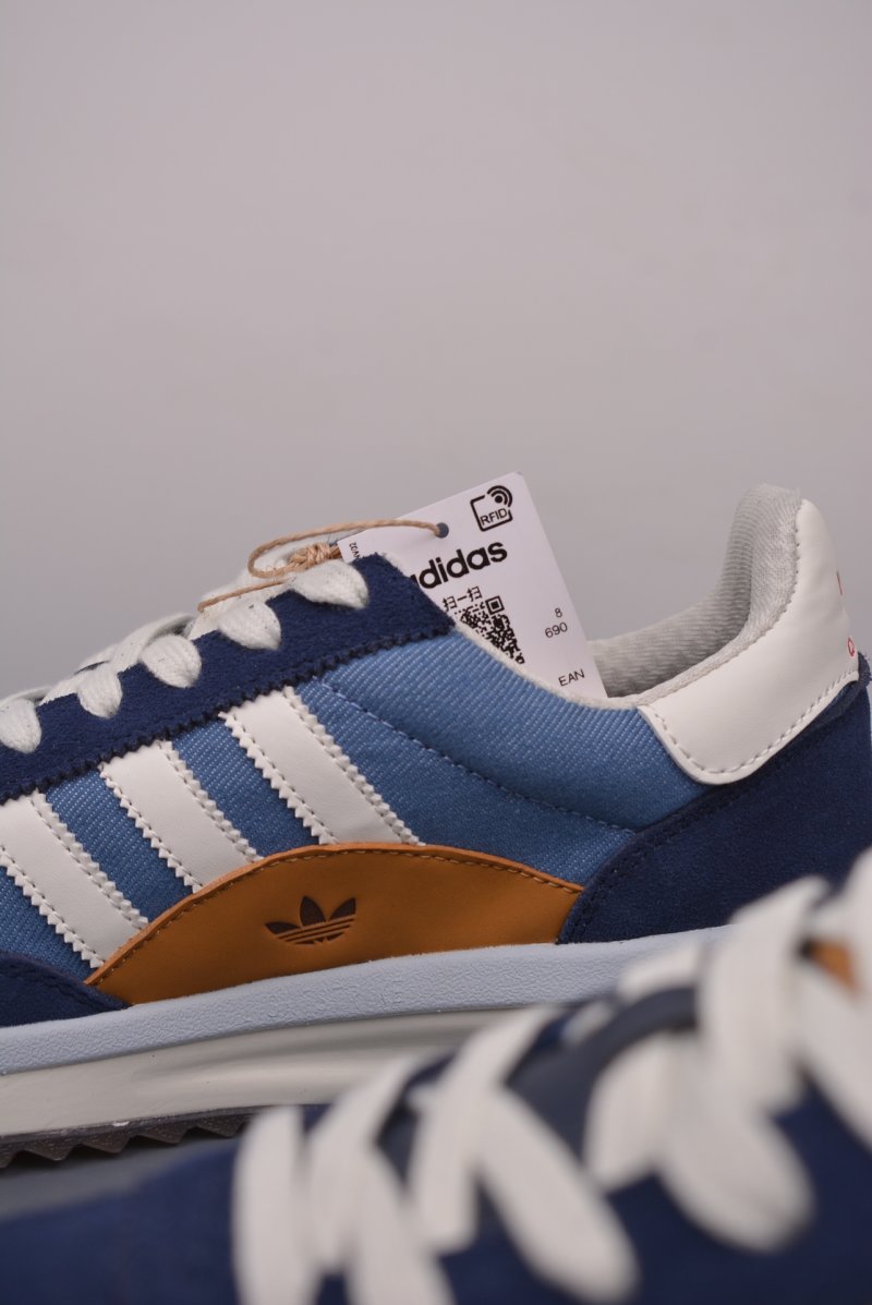 Adidas SL 72 RS view
