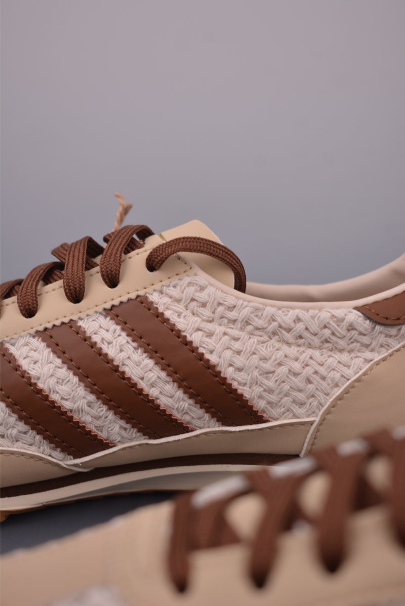 Adidas SL 72 RS view