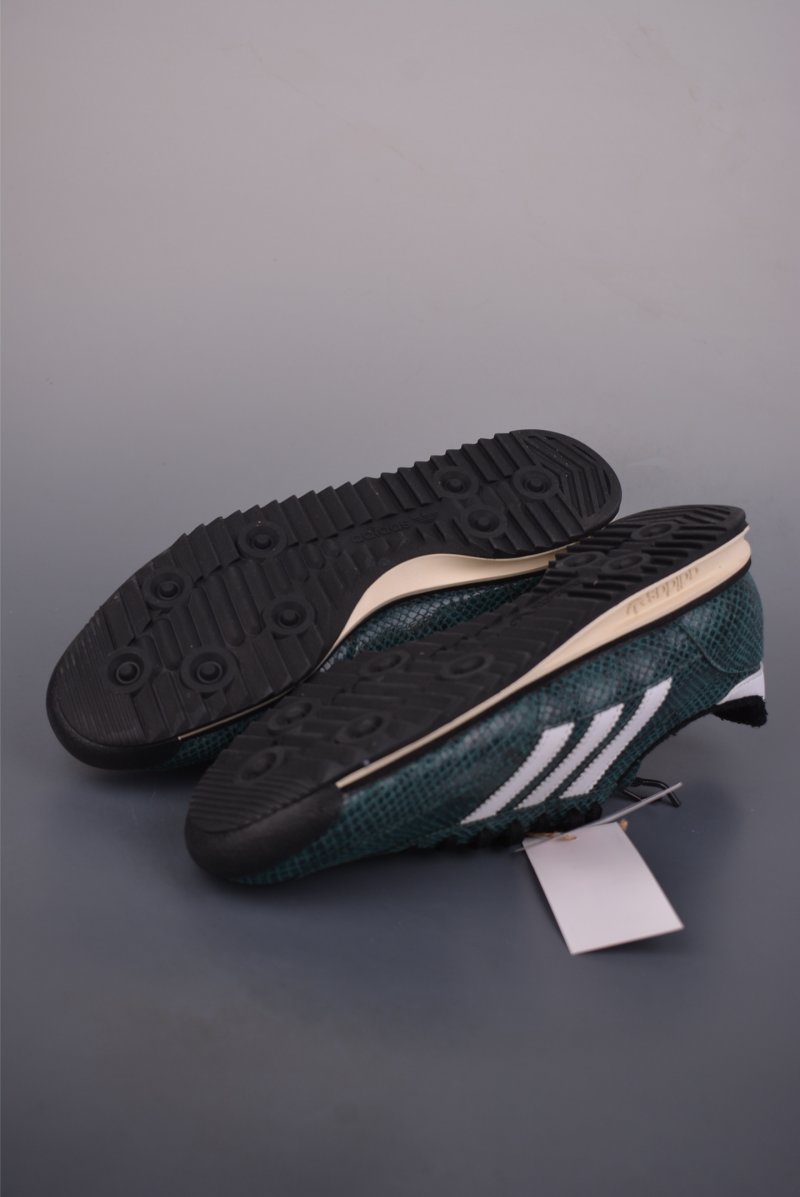 Adidas SL 72 RS view