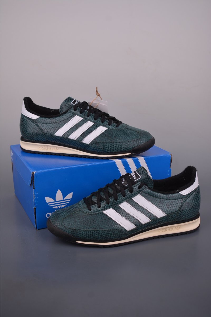 Adidas SL 72 RS view