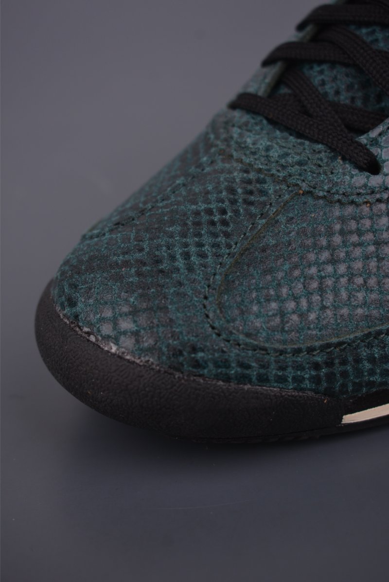 Adidas SL 72 RS view