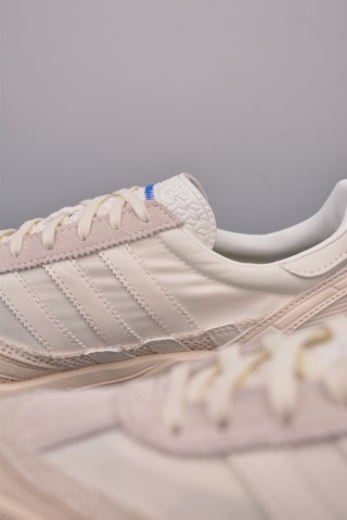 Adidas Bad Bunny x Adizero SL view 26