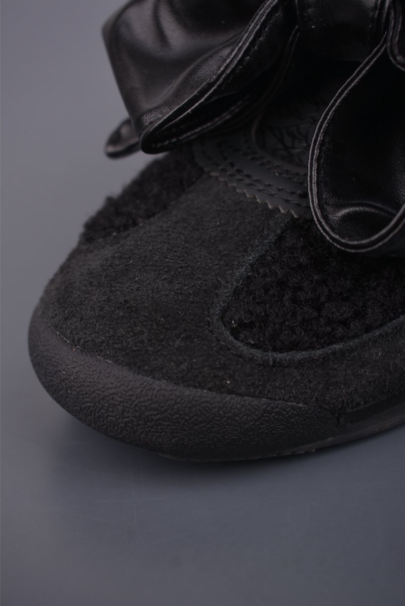 Adidas Caroline Hu x SL 72 OG view