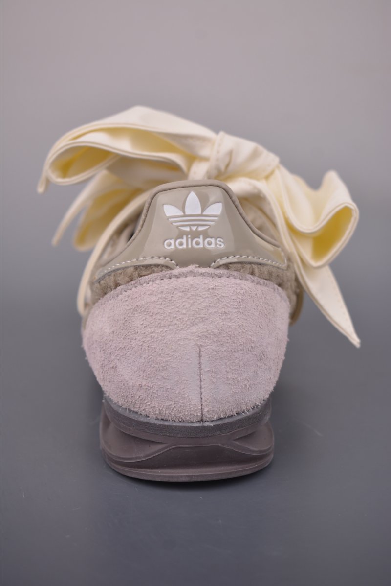 Adidas Caroline Hu x SL 72 OG view