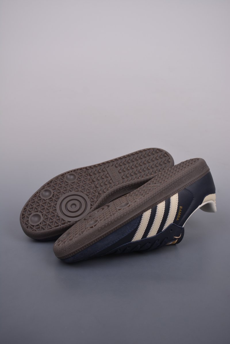Adidas Samba OG 'Gold' view