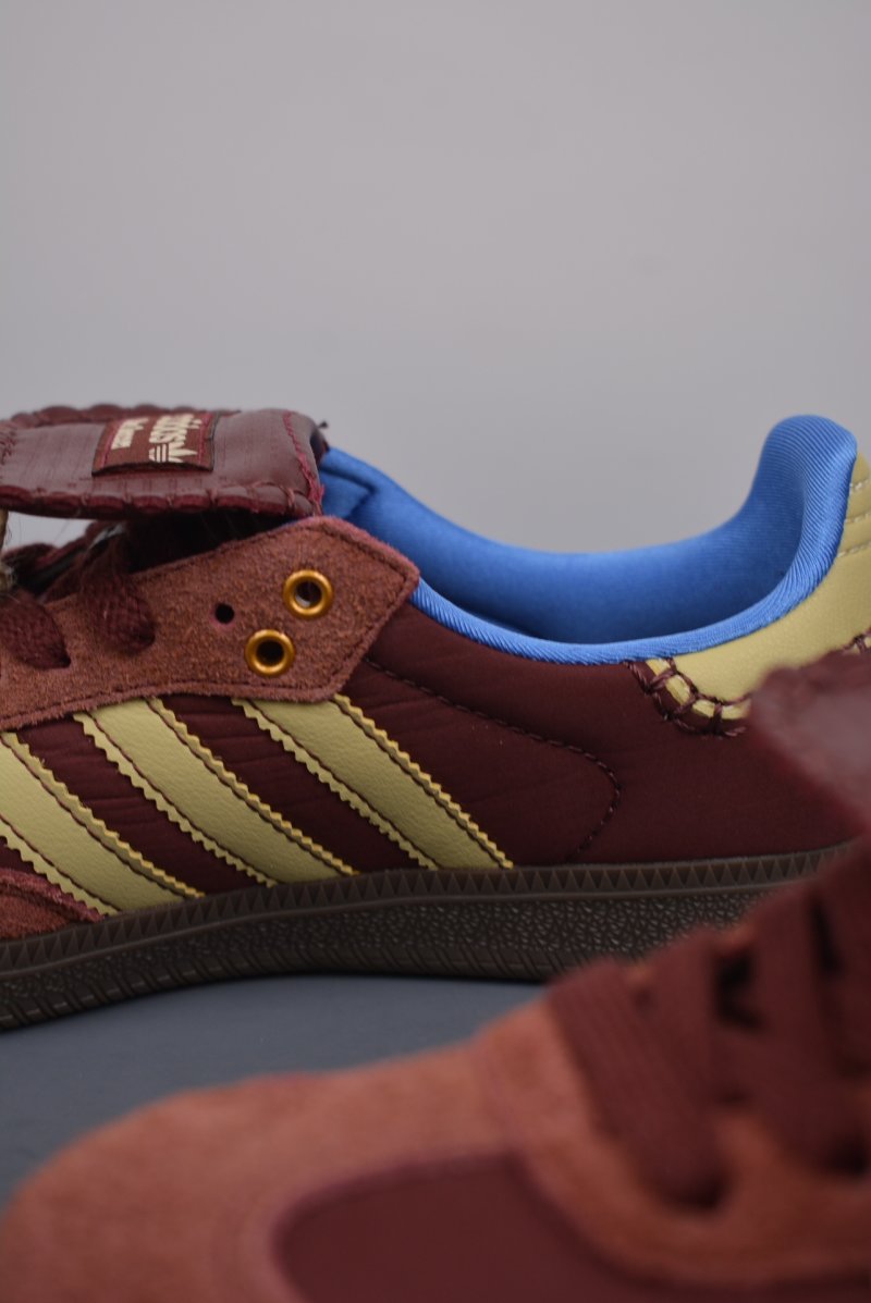 Adidas Samba OG 'Pink' view