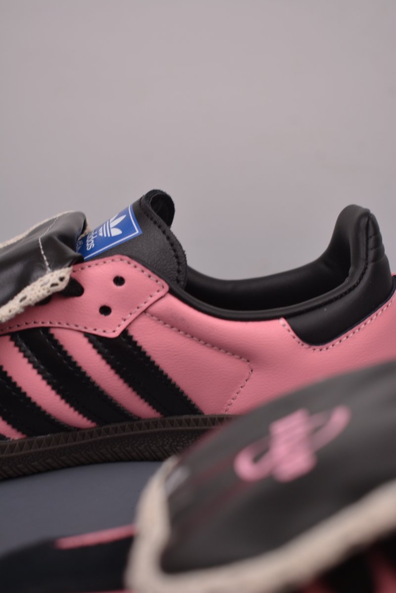 Adidas Samba OG 'Pink / Gold' view