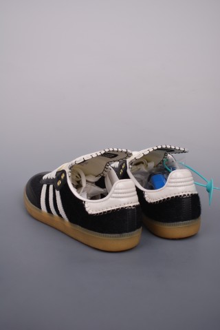 Adidas Samba OG Classic 'Pink' view 2