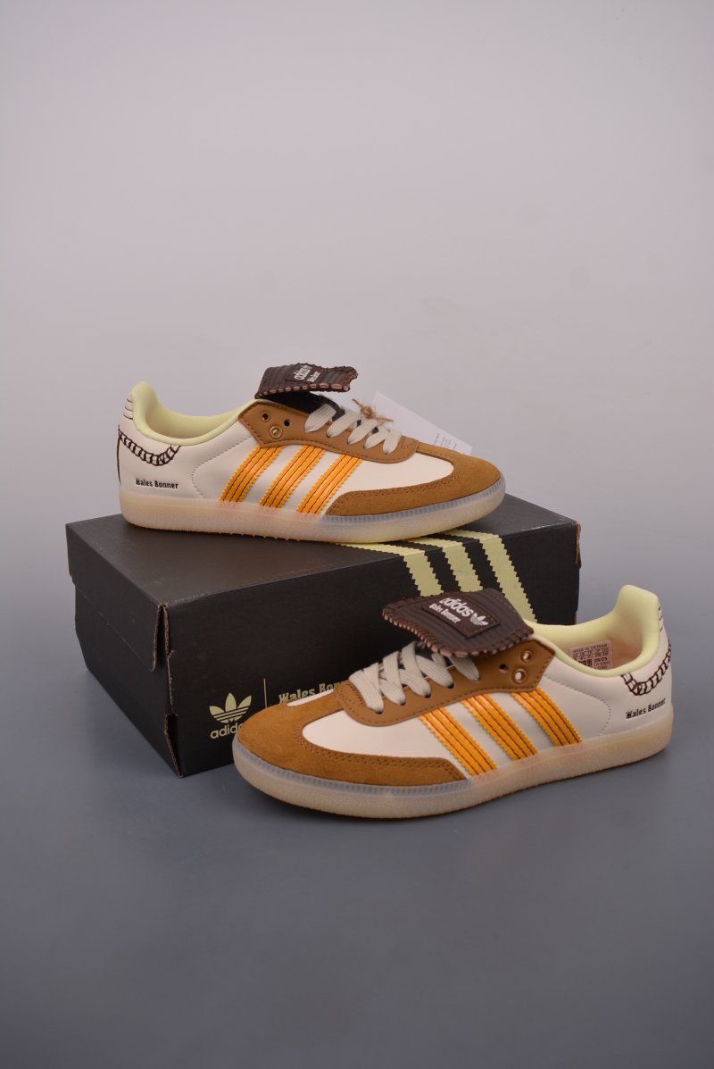 Adidas Samba OG END 'Pink' view
