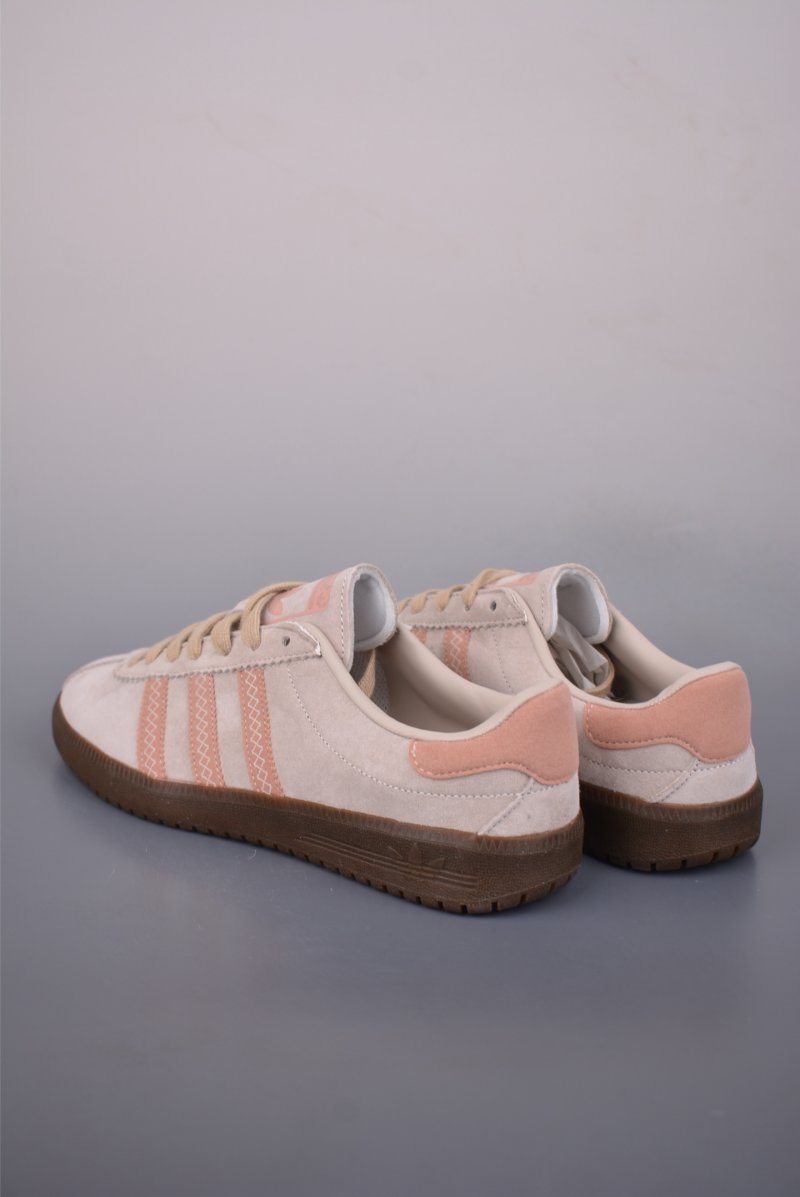 Adidas Bermuda view
