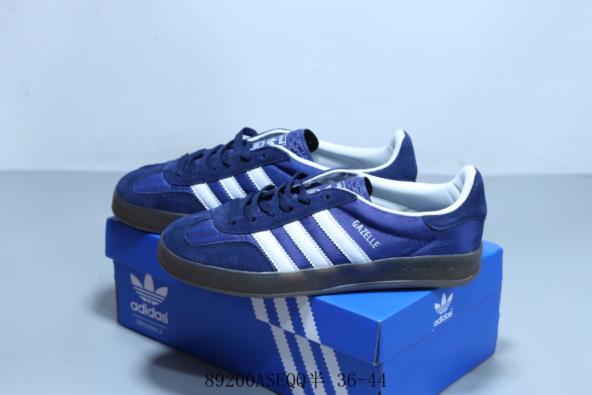 Adidas Gazelle 'Esquisite Gucci' view