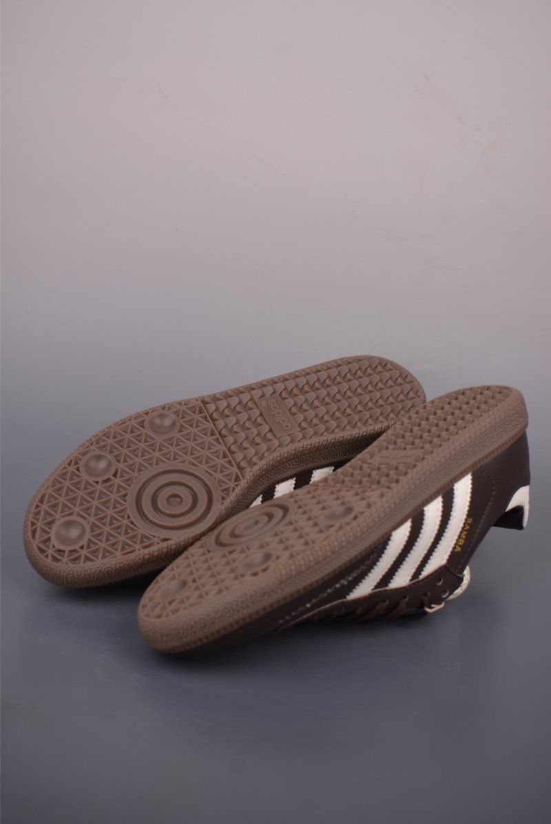 Adidas Samba view