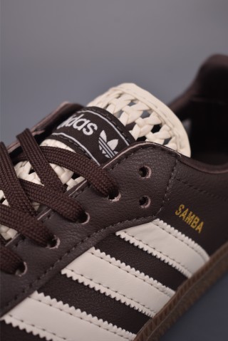 Adidas Samba view 7
