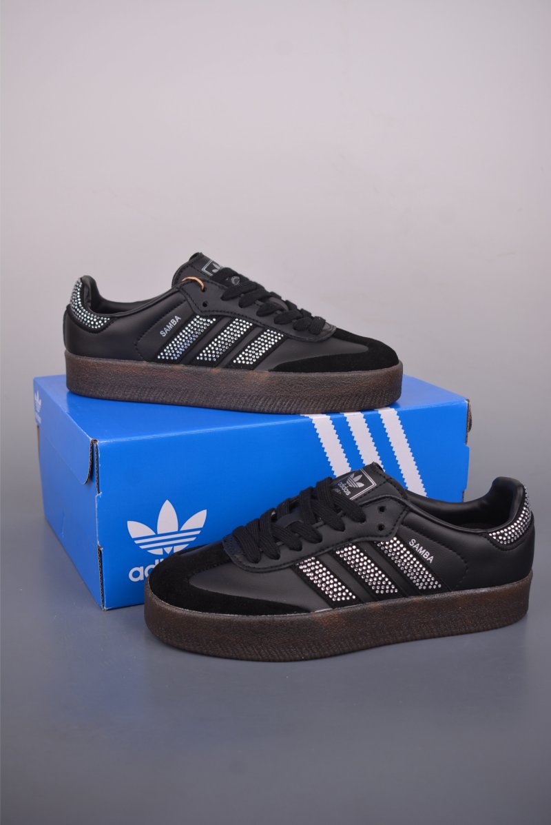Adidas Samba view