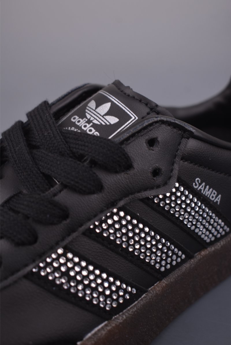 Adidas Samba view