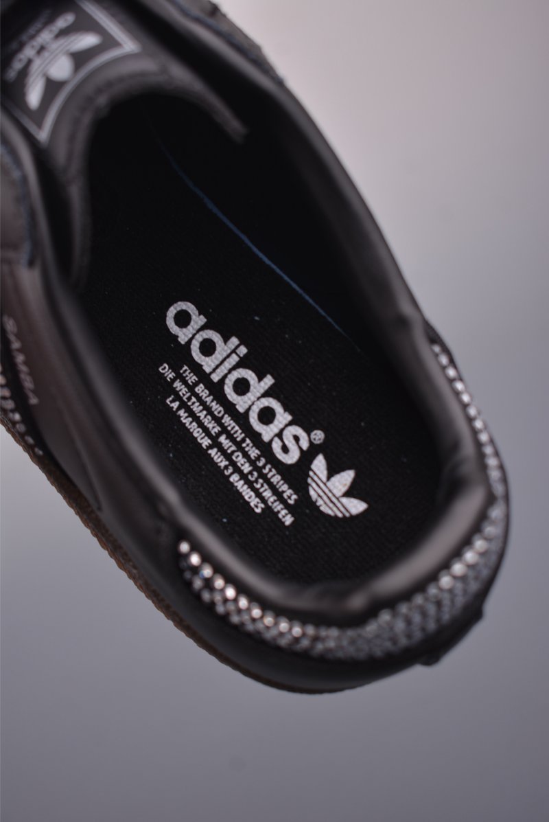 Adidas Samba view